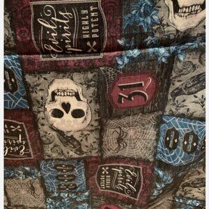 Designs Mainstream International -Skull Halloween Tablecloth 102” X 58”